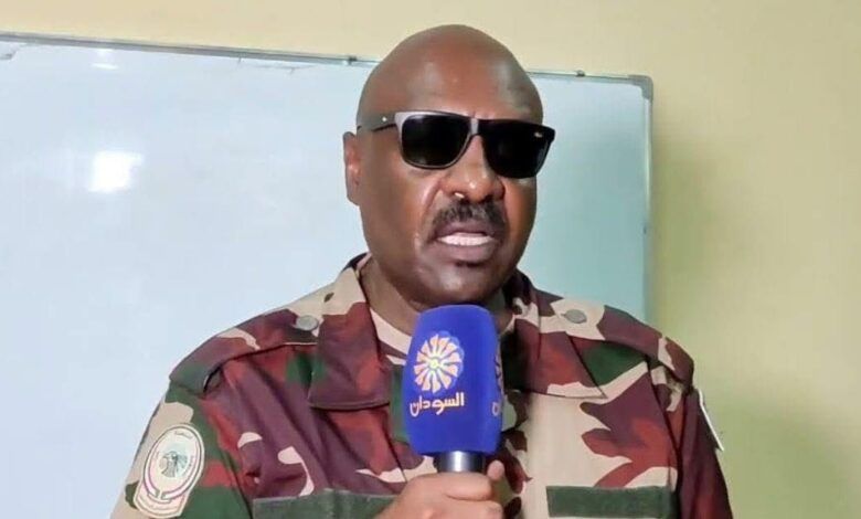 الجاكومي يبرر مصافحته حمدوك في برلين: “دي مصافحة كورة.. ما سياسة”