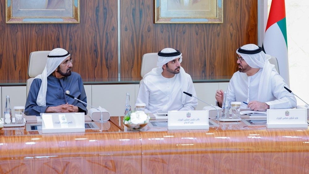 بتوجيهات رئيس الدولة.. محمد بن راشد يعلن عن منظومة جديدة لتحويل 50% من قطاعات وخدمات حكومة الإمارات خلال عامين لتطبيق نماذج الذكاء الاصطناعي ذاتية التنفيذ والقيادة