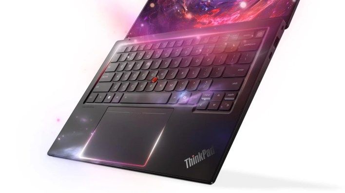 تكنولوجيا: لينوفو تطلق حاسوب ThinkPad X1 Carbon الجديد بشاشة فائقة وتصميم مبتكر في أمريكا