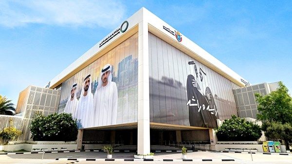 "كهرباء دبي" تقلص مدة استرداد التأمين إلى 8 دقائق