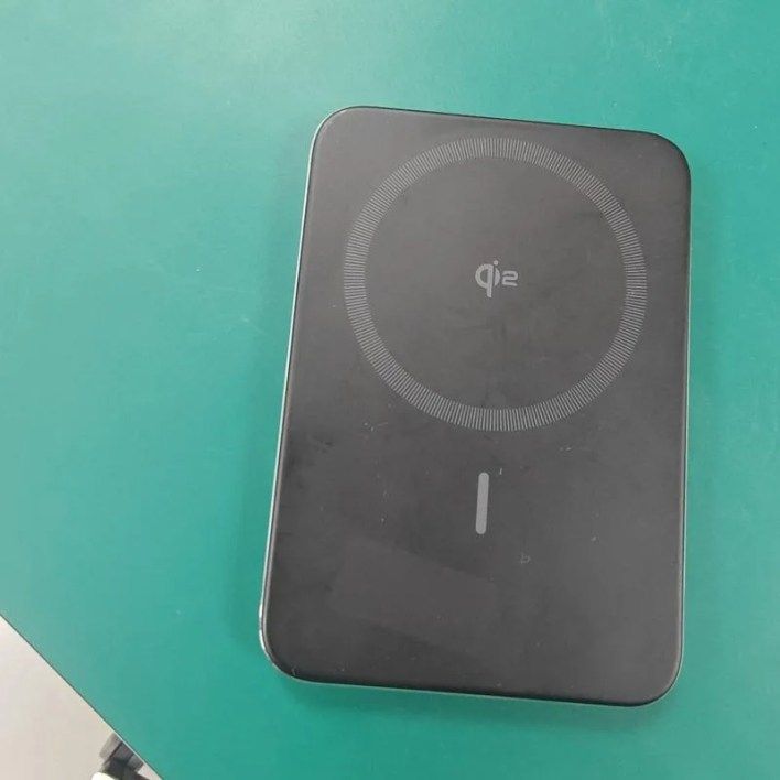 تكنولوجيا: أنكر تستعد لإطلاق بنك طاقة مغناطيسي جديد بدعم الشحن اللاسلكي السريع