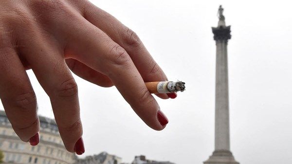 بريطانيا تفرض حظرا دائما على التدخين لفئات عمرية محددة