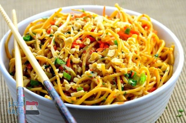 لا حاجة ولا ضرورة لإبقاء الباب مفتوحاً لاستيراد البسكويت والكيك والإندومي والفشار وحلاوة قزقز