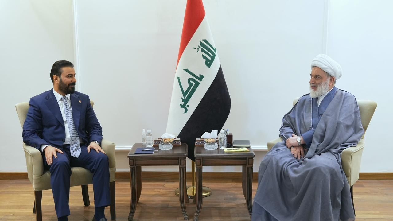 الزيدي يلتقي الشيخ همام حمودي ويناقشان سبل الإسراع بتشكيل حكومة جديدة