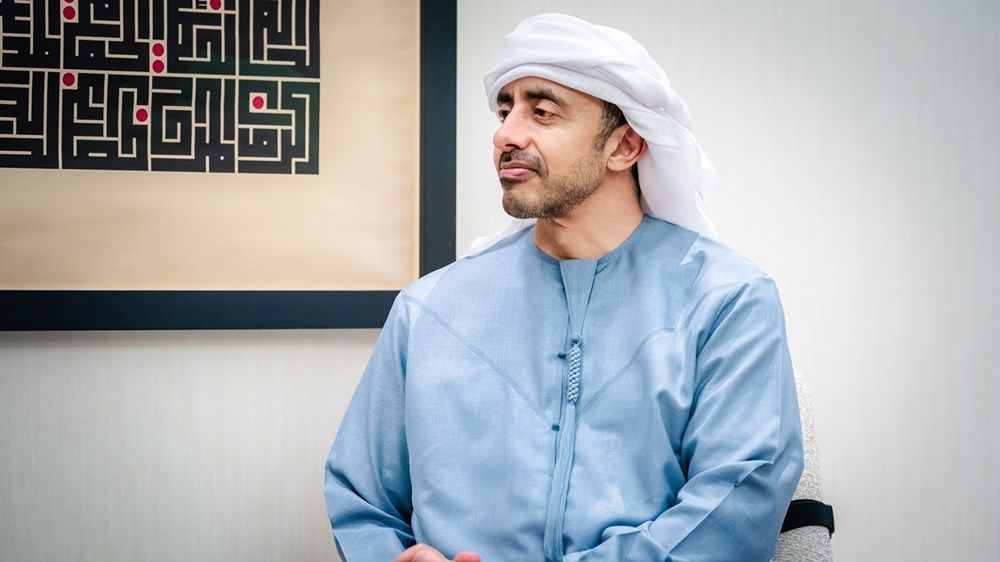 عبدالله بن زايد يستقبل المستشار الأول لرئيس الوزراء الكندي لشؤون السياسة الخارجية والدفاع والأمن