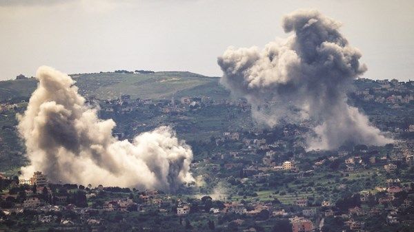 إسرائيل تصدر أوامر إخلاء لـ 16 بلدة وقرية في لبنان