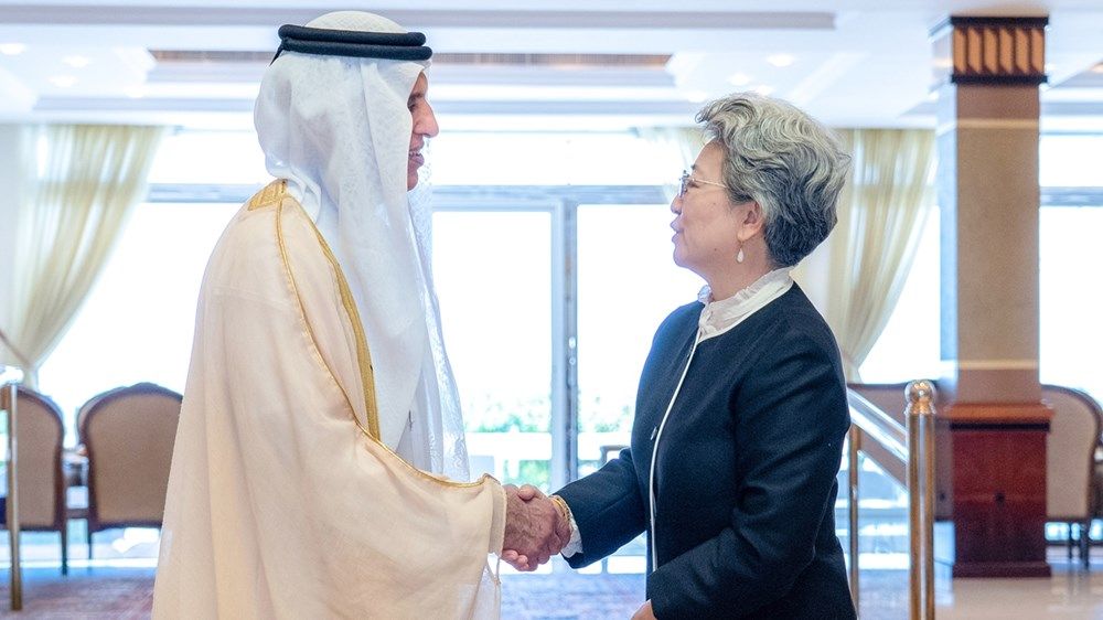 سعود بن صقر يشهد توقيع مذكرتي تفاهم بين حكومة رأس الخيمة ومؤسستين ماليتين صينيتين رائدتين