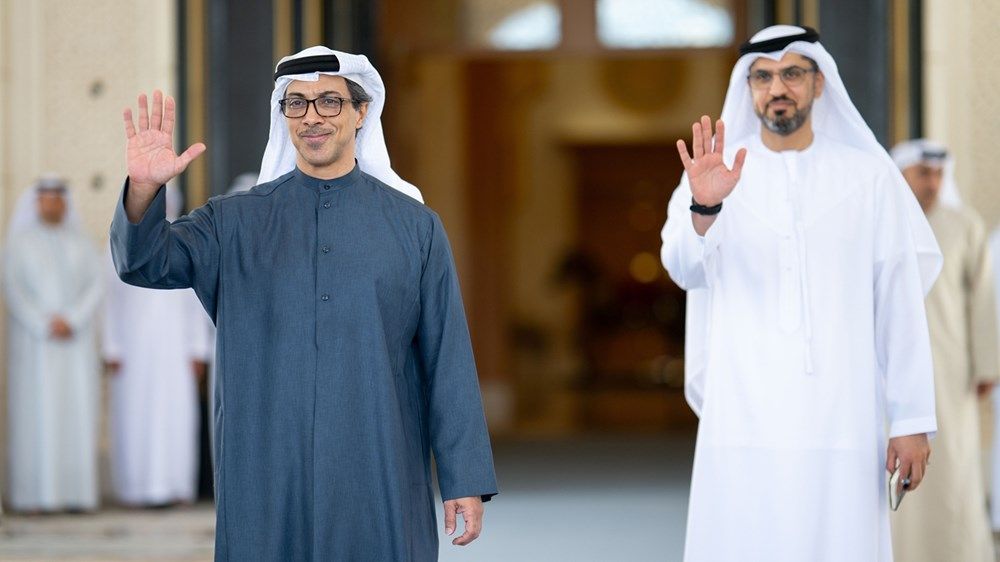 منصور بن زايد يستقبل نائب رئيس الوزراء الروسي