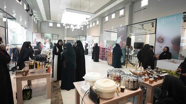 «الشارقة للتراث» يدعم الأسر المنتجة لتعزيز استدامة الحِرف التقليدية والهوية الثقافية
