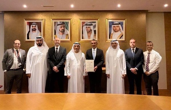 "الطيران المدني" تصدر أول شهادة اعتماد لتعديلات الطائرات إلى مركز طيران الإمارات الهندسي