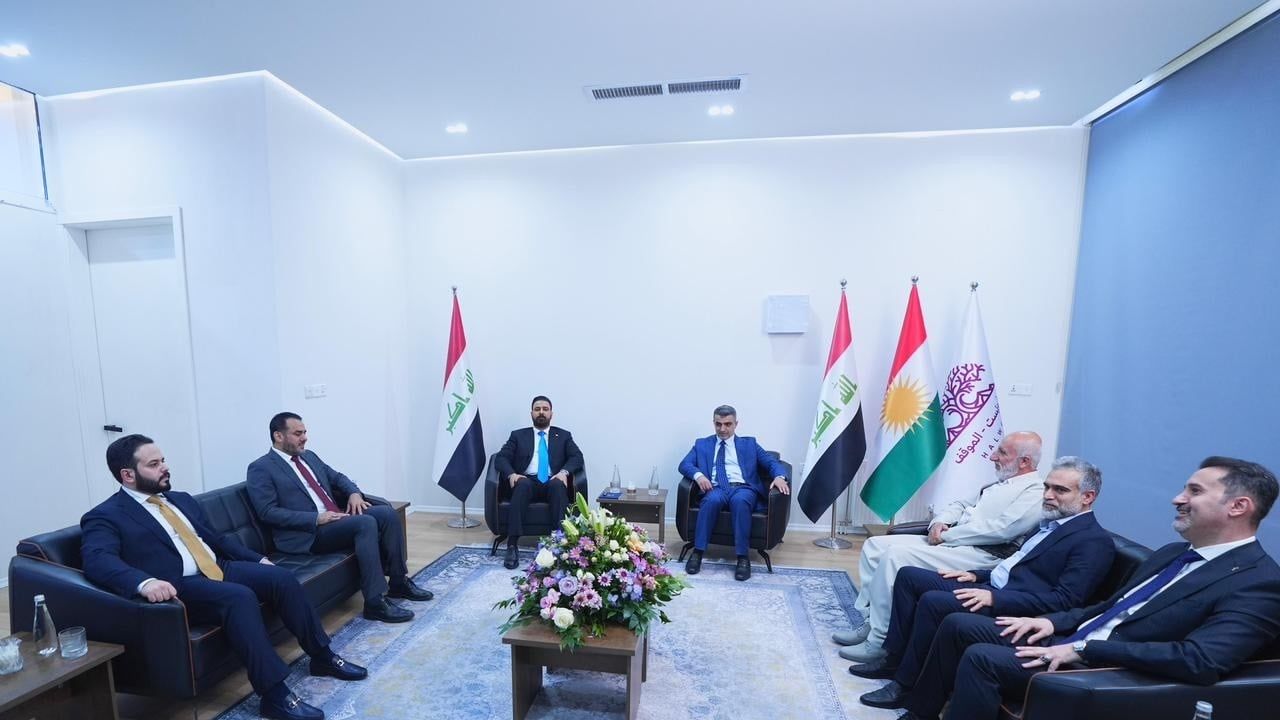 الزيدي وصالح يؤكدان أهمية توحيد الرؤى والمواقف وتغليب المصلحة الوطنية