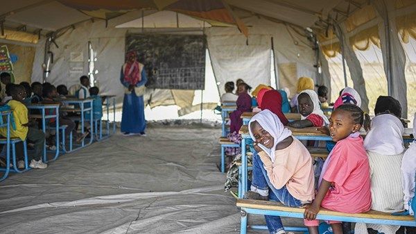 تحالف إيران و«إخوان السودان» يهدد الملاحة في البحر الأحمر