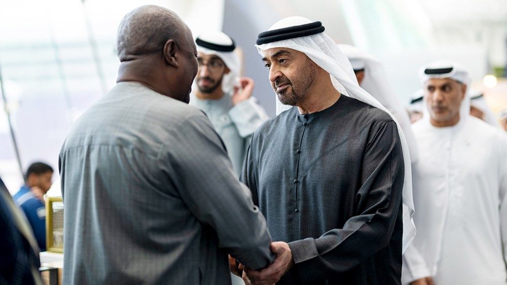 رئيس الدولة ورئيس غانا يبحثان تعزيز علاقات التعاون بين البلدين