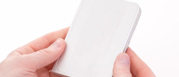 تكنولوجيا: فيديو عملي يكشف تصميم iPhone Ultra عبر نموذج تجريبي مسرّب