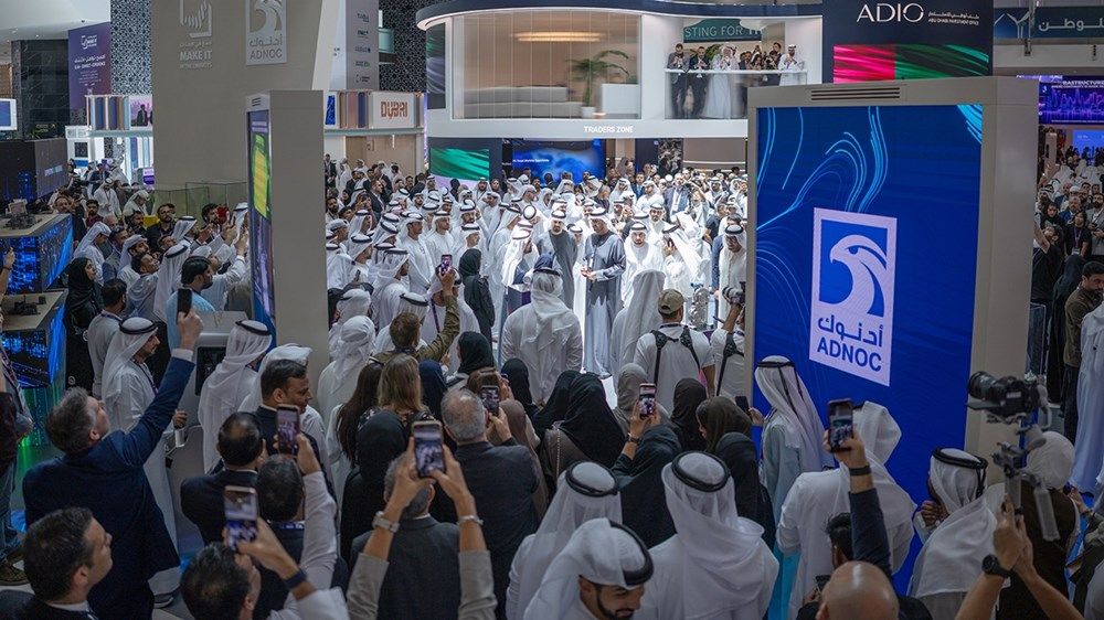 محمد بن راشد: الإمارات لا تنتظر المستقبل بل تصنعه الآن بأفكار وسواعد أبنائها ومؤسساتها