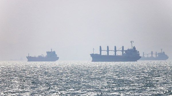 رئيس المعهد الأوروبي للأمن والاستشراف لـ «الاتحاد»: تأمين مضيق هرمز مسؤولية دولية مشتركة