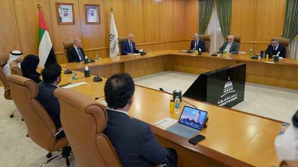 جامعة الشارقة و«سنوك» تستعرضان نتائج بحوث علمية