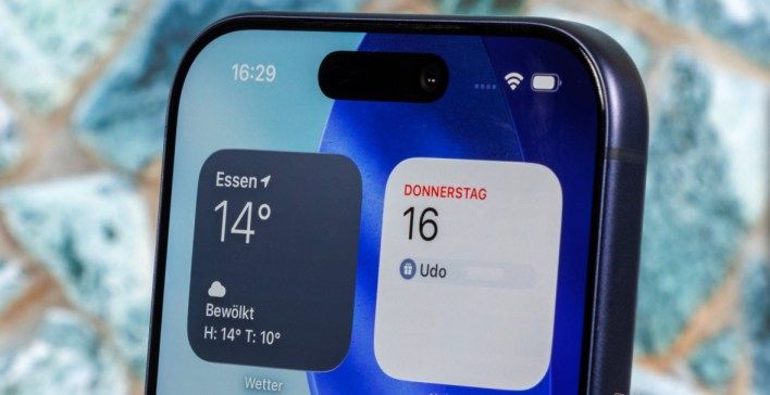 تكنولوجيا: ميزة كاميرا شبيهة بـ Center Stage من أبل قد تقترب من أندرويد بدقة محسّنة تصل إلى 5 أضعاف