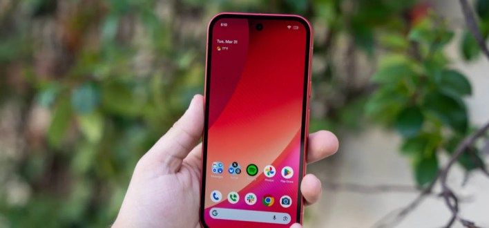 تكنولوجيا: أندرويد 17 قد يمنح هواتف Pixel أخيرًا خيار إزالة شريط البحث من الشاشة الرئيسية