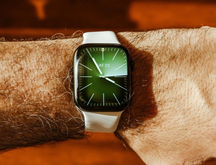 تكنولوجيا: تسريب جديد يكشف غياب ميزة منتظرة عن Apple Watch Series 12