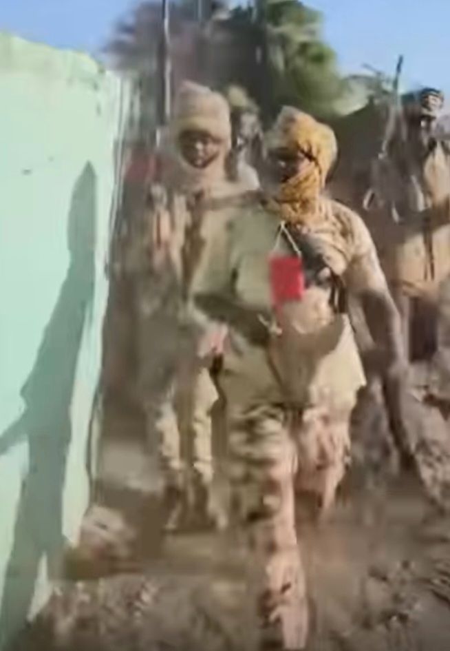 من الذين غادروا صفوف المليشيا وفي مرحلة مونتاج فيديو المغادرة شخصية إعلامية معروفة بدعمها للمليشيا