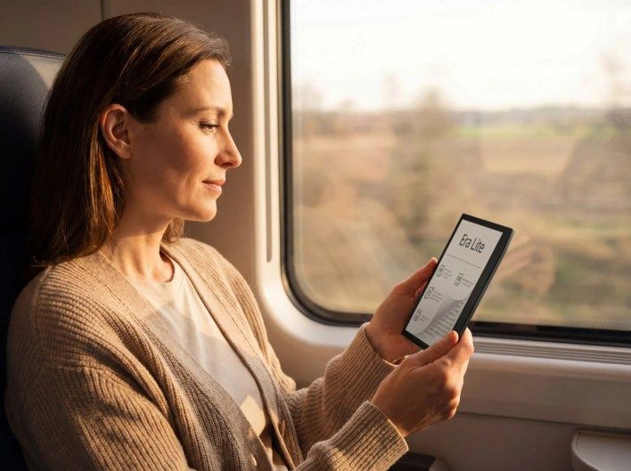 تكنولوجيا: PocketBook تطلق قارئها الإلكتروني الجديد Era Lite بشاشة مضاءة أماميا وبسعر اقتصادي