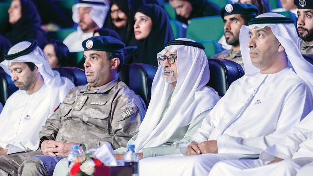نهيان بن مبارك يفتتح «ملتقى أسرتي في الإمارات» بالظفرة