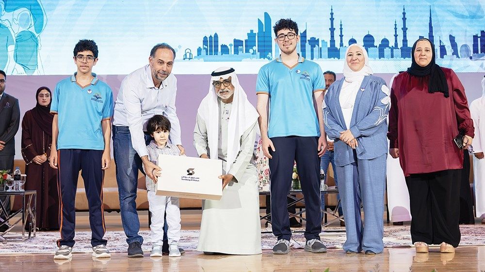 نهيان بن مبارك يفتتح «ملتقى أسرتي في الإمارات» بالظفرة