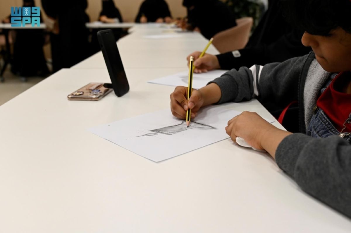 ورش المانجا والرسم القصصي تستقطب المهتمين بالفنون البصرية