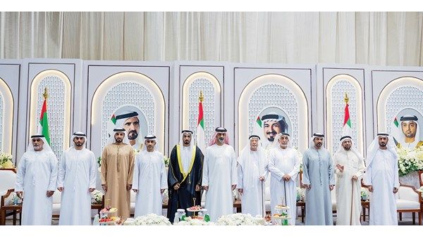 عمار بن حميد يحضر أفراح النعيمي والسري بعجمان