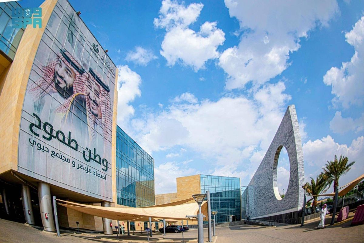 العمل الموسمي في الحج والعمرة.. تحولات مؤسسية نحو جاهزية مهنية مستدامة