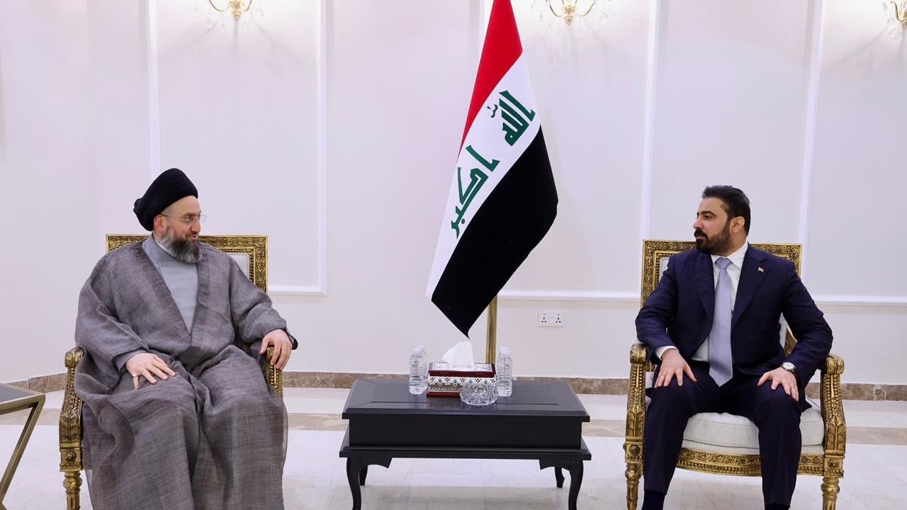 الزيدي والسيد الحكيم يؤكدان أهمية العمل التكاملي المبني على الرؤية المشتركة لتعزيز الأمن والاستقرار