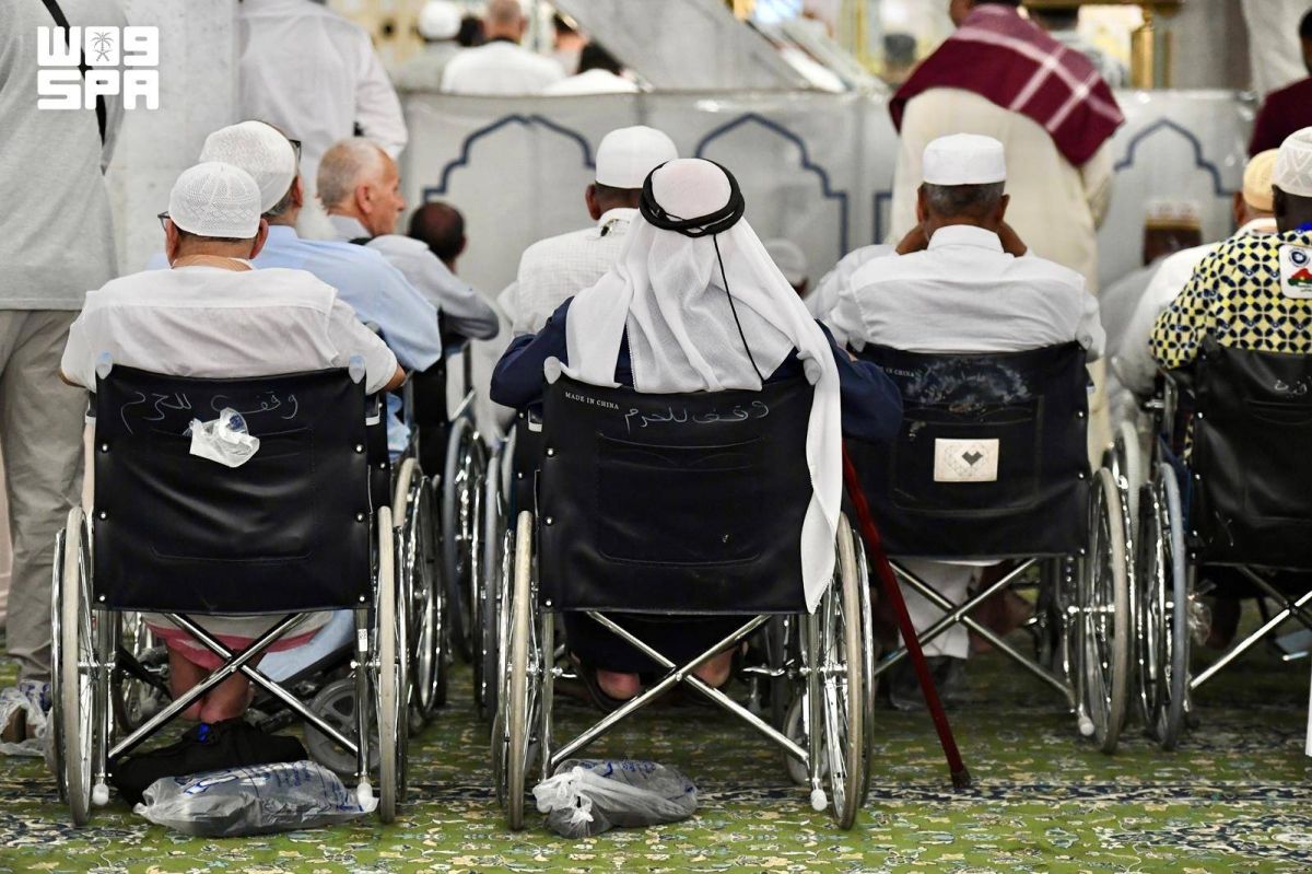 4700 كرسي متحرك لخدمة ذوي الإعاقة وكبار السن في المسجد النبوي خلال موسم الحج