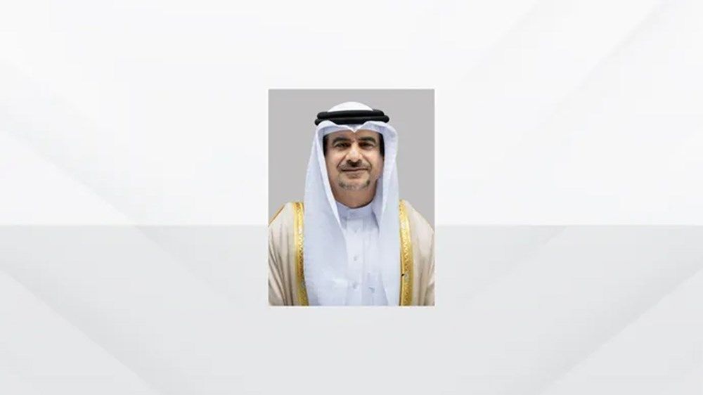 بصفته حاكماً لإمارة أبوظبي.. رئيس الدولة يصدر مرسوماً أميرياً بمنح درجة رئيس دائرة