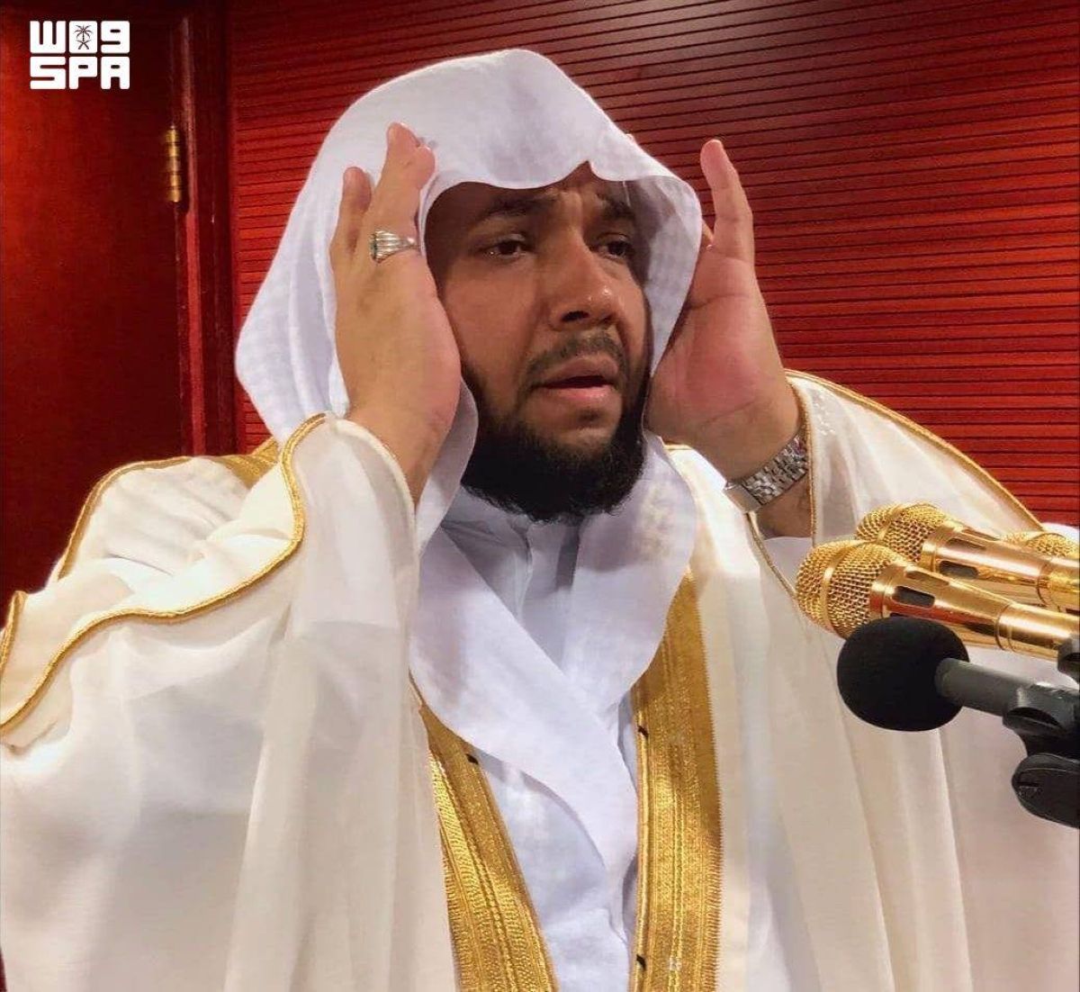 "المكبريّة" في المسجد الحرام.. صوتٌ يصدح ويتردد صداه بين جنبات البيت العتيق