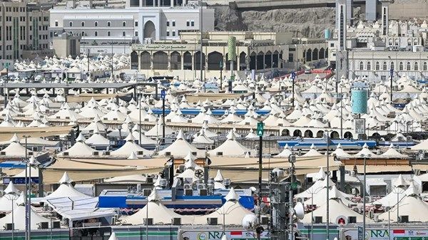 السعودية تدعو الحجاج إلى الالتزام بخطط التفويج