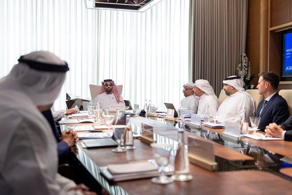 طحنون بن زايد يترأس الاجتماع الثاني لمجلس إدارة شركة "إم جي إكس" لعام 2026