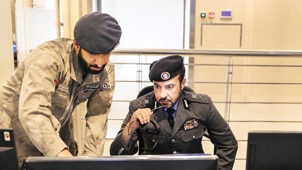 قائد عام شرطة أبوظبي يهنئ القيادة الرشيدة والمنتسبين