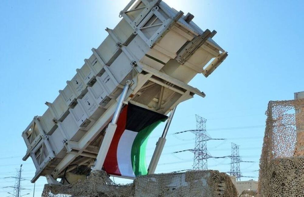 الدفاعات الكويتية تتصدى لهجمات صاروخية ومسيّرات معادية