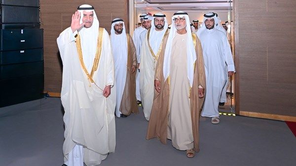 حمد الشرقي يشهد تخريج 302 طالب وطالبة من جامعة الفجيرة ويؤكد: الاستثمار في التعليم رهان الوطن نحو المستقبل