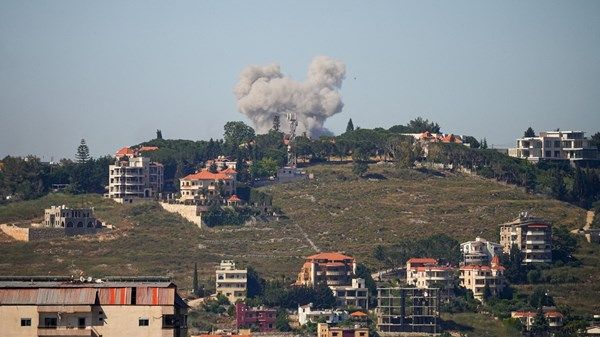 إسرائيل تقصف لبنان رغم اتفاق وقف إطلاق النار