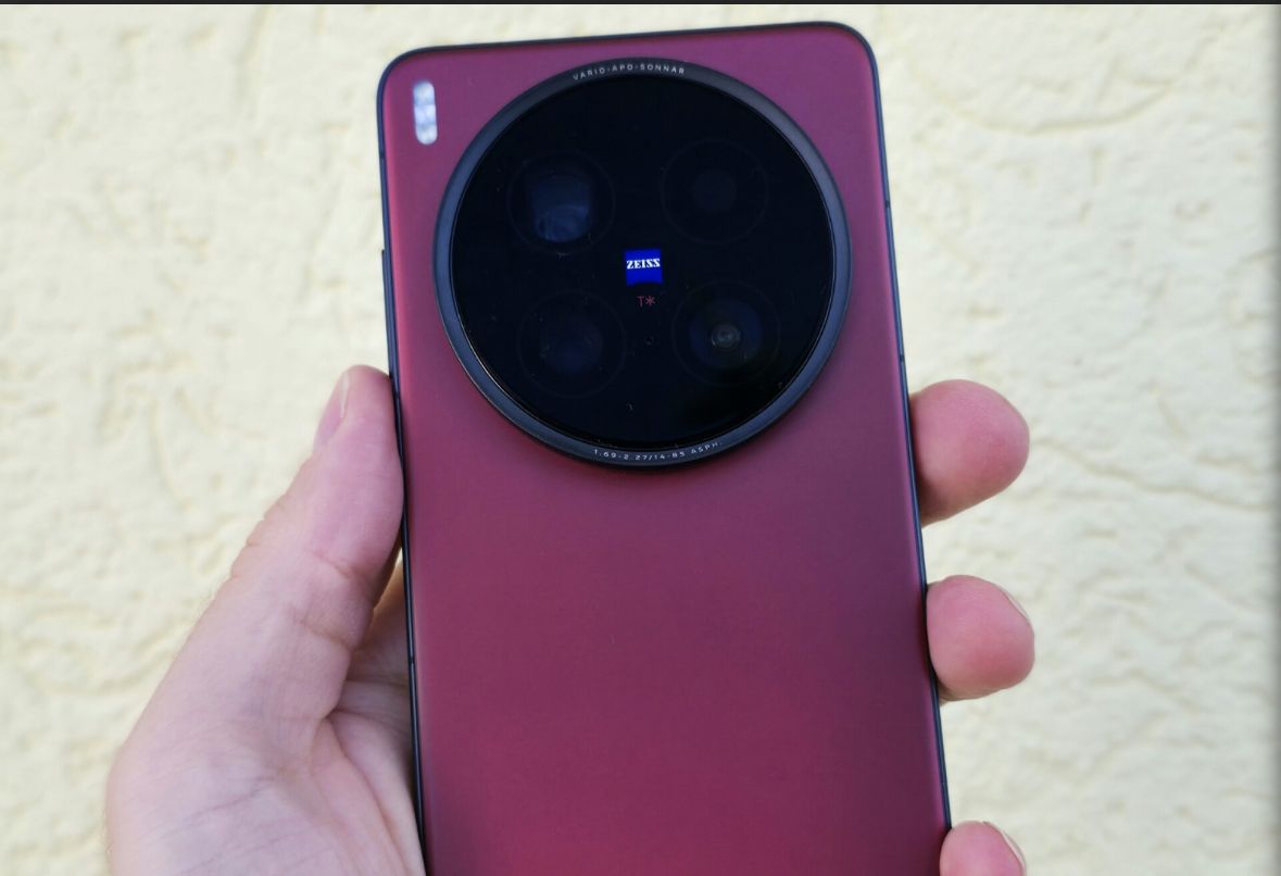 تكنولوجيا: Vivo تكشف ترقية كبيرة للكاميرات في X200 Ultra وعدد من هواتفها الرائدة الحديثة