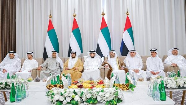 أحمد بن محمد وأحمد بن سعيد ومنصور بن محمد والشيوخ يحضرون أفراح السويدي والجناحي