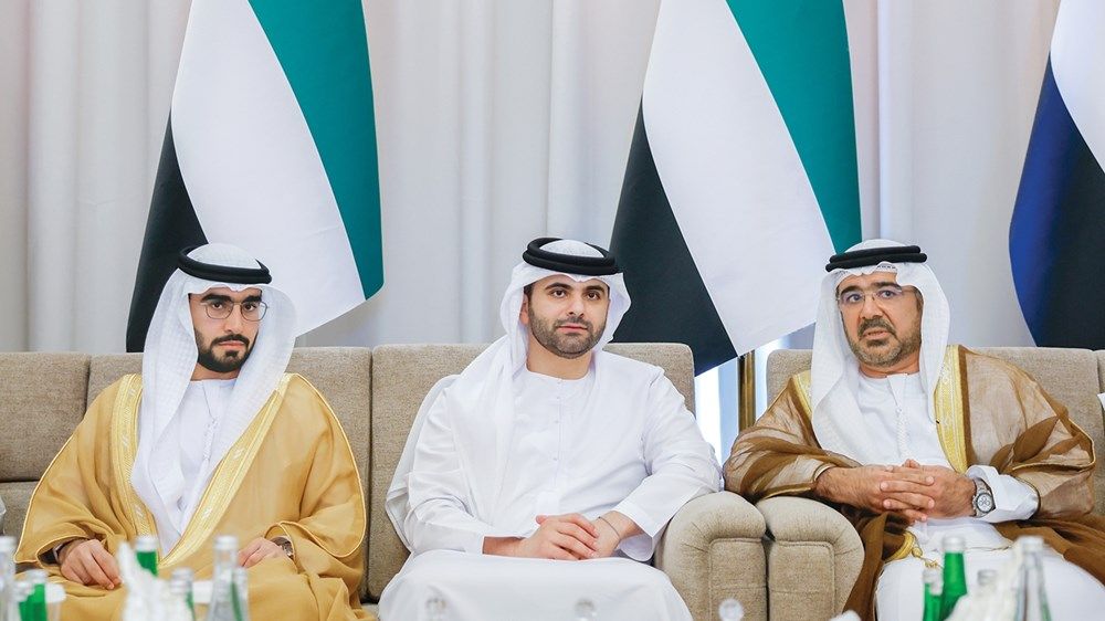 أحمد بن محمد وأحمد بن سعيد ومنصور بن محمد والشيوخ يحضرون أفراح السويدي والجناحي