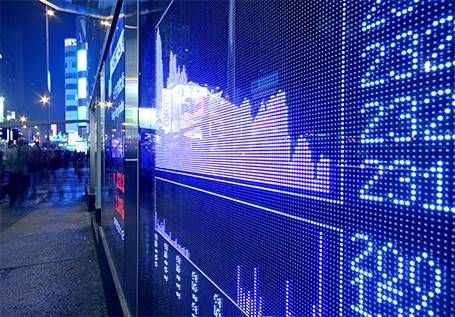 أسهم أوراكل تهبط 12% مع تصاعد مخاوف المستثمرين من الإنفاق الضخم على الذكاء الاصطناعي
