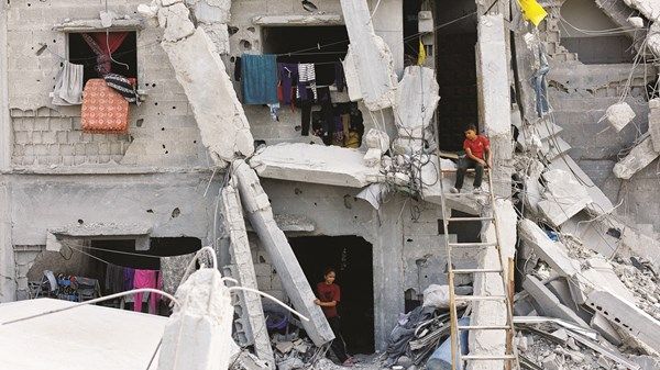 5 إصابات بقصف استهدف مدرسة تؤوي نازحين في غزة