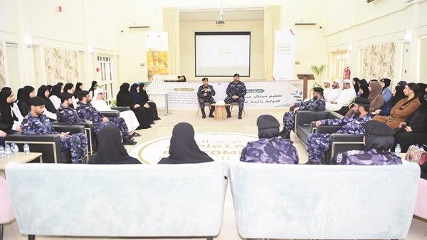 «الجزيرة الحمراء» ينظّم مجالس المتعاملين برأس الخيمة