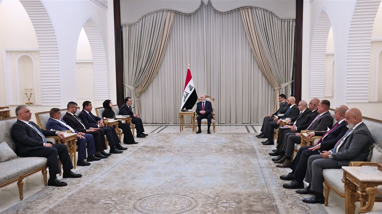 رئيس الجمهورية للحمداني: قوة الأداء الحكومي تستمد فاعليتها من مجلس محافظة رقابي ومبادر
