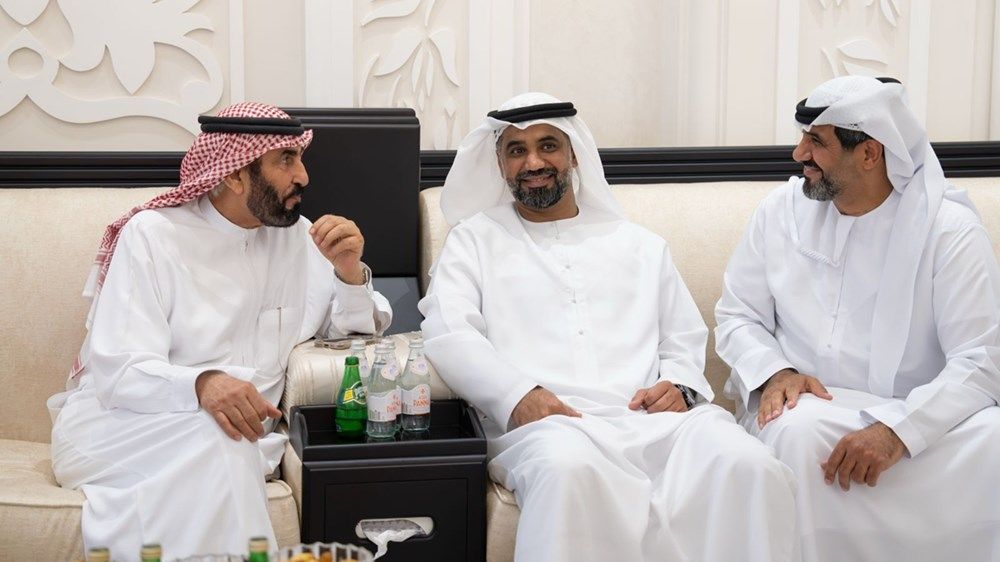 طالب بن صقر يحضر مأدبة غداء أقامها وليد محمد بن لحه الشحي
