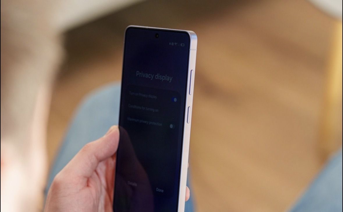تكنولوجيا: تسريب: Xiaomi 18 Pro قد يحصل على ميزة لحماية الشاشة من أعين المتطفلين